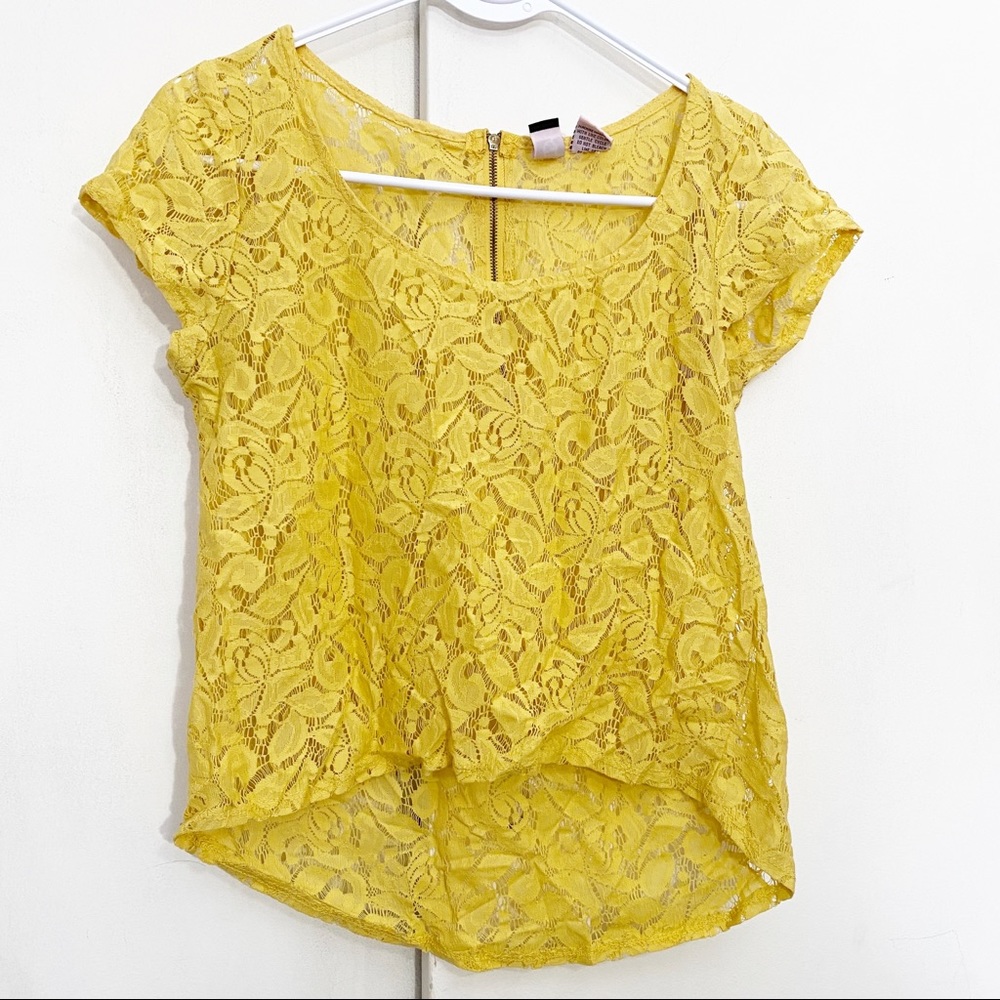 4/&25. LOVE on a HANGER sheer lace high low crop exposed back top yellow S